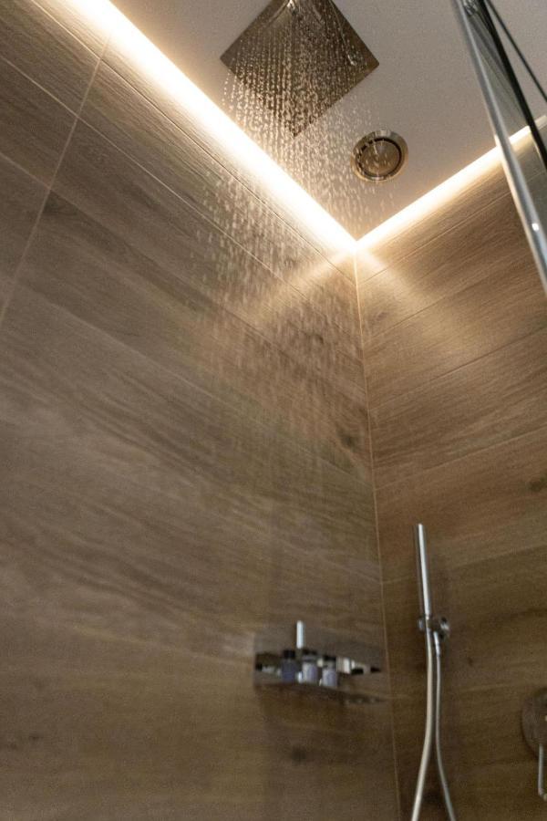 Billmar Luxury Apartment In The Center Of ยีธิโอ ภายนอก รูปภาพ