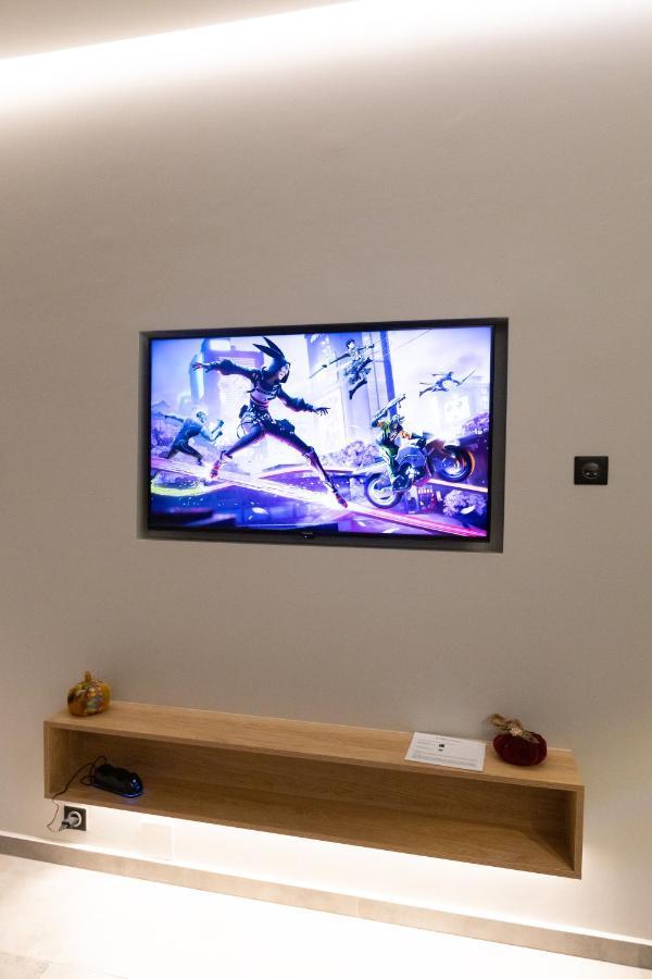 Billmar Luxury Apartment In The Center Of ยีธิโอ ภายนอก รูปภาพ