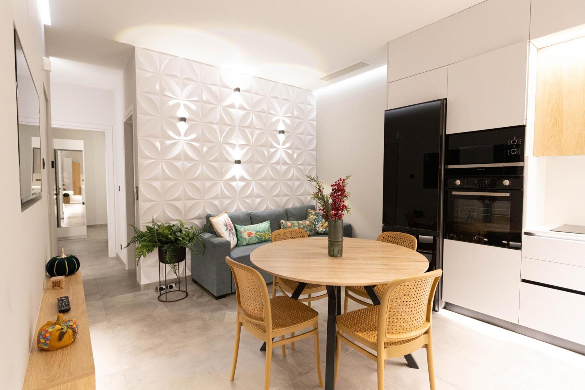 Billmar Luxury Apartment In The Center Of ยีธิโอ ภายนอก รูปภาพ